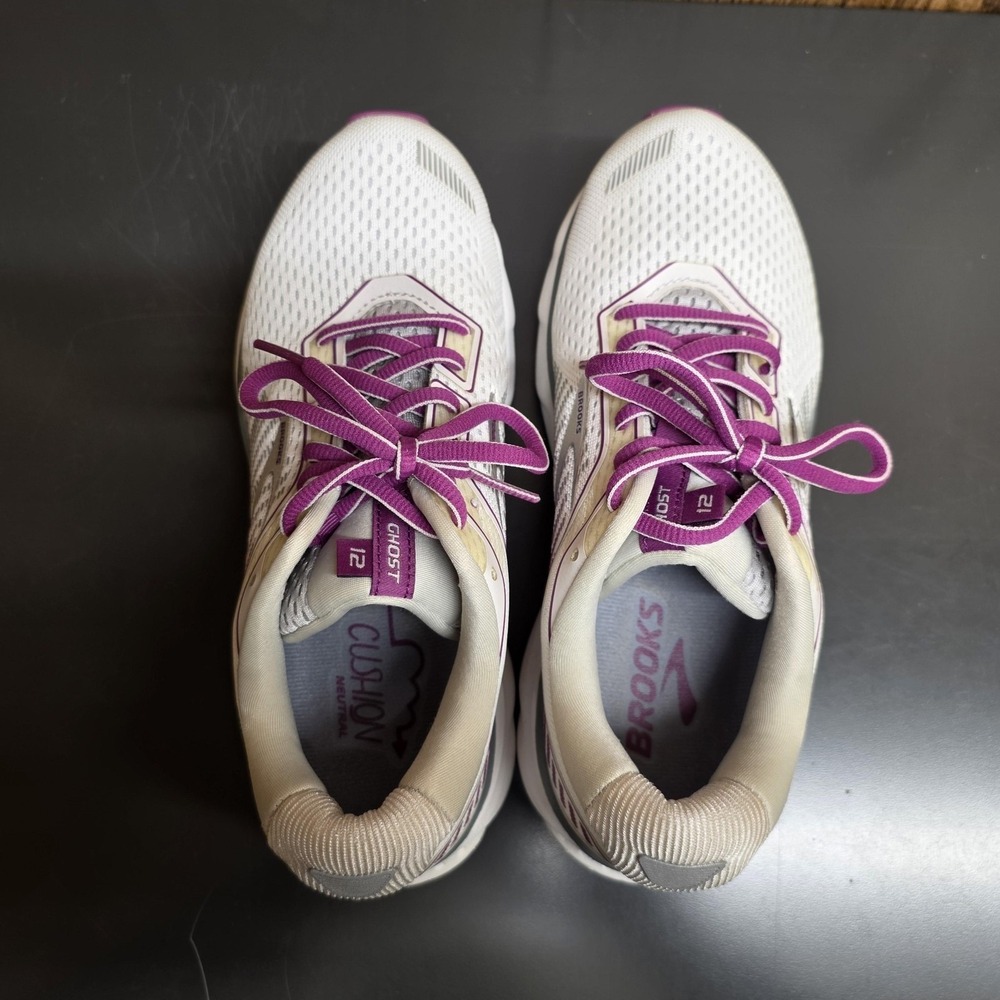 Brooks Ghost 12 Shoes Womens Size 7 White Purple Running Sneakers Cushion - Picture 8 of 10